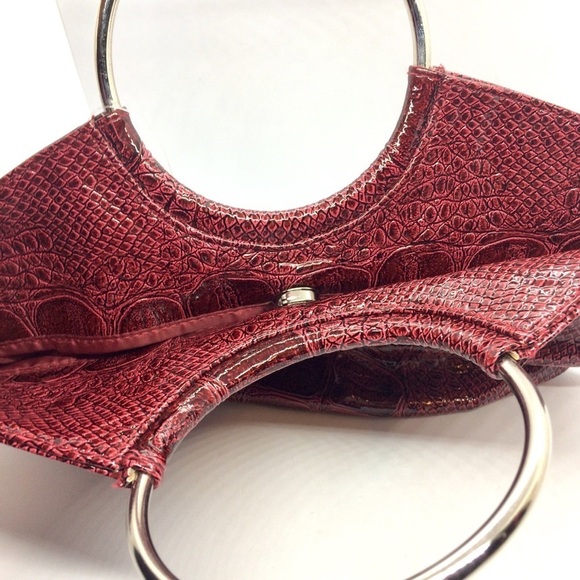 3/$30 RED FAUX LEATHER CROCODILE PLEATHER TOP HANDLE O RING BAG RETRO PURSE - Picture 9 of 10